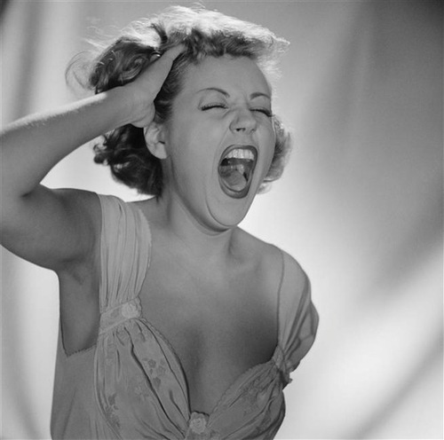 vintage yawning pin up